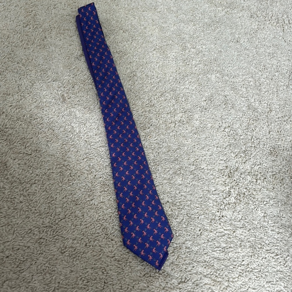 Thomas Pink 100% silk tie purple and pink tie made in Italy. Excellent condition
